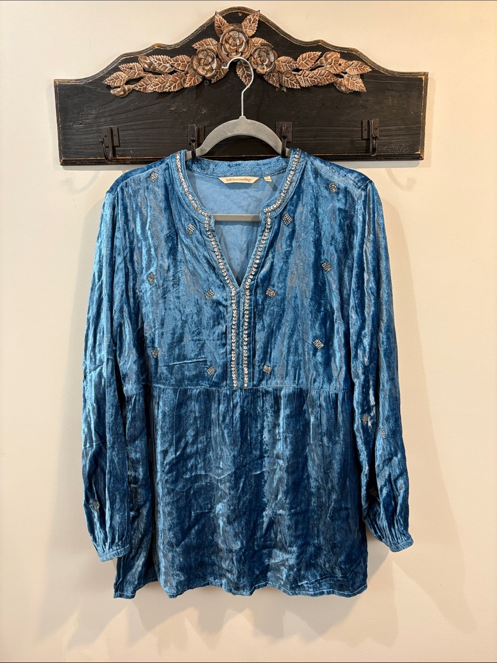 Soft Surroundings Blue Velvet Sequins Beaded Tunic Top Size Large